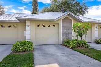 1240 Shady Rest Ln in Naples, FL - Building Photo - Building Photo