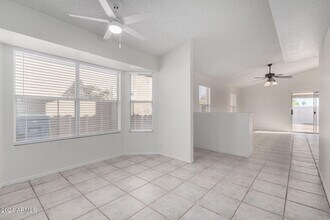 3025 E Woodland Dr in Phoenix, AZ - Building Photo - Building Photo