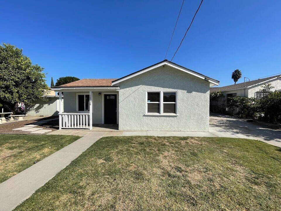 20826 Roseton Ave-Unit -20826 ROSETON in Lakewood, CA - Building Photo