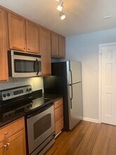 225 Winding River Dr in Sandy Springs, GA - Building Photo - Building Photo