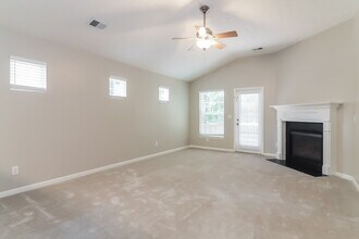 79 Topaz Dr in Dallas, GA - Building Photo - Building Photo