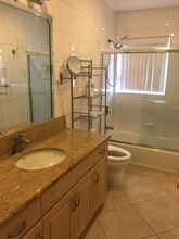 1043 S Isabella Ave in Monterey Park, CA - Building Photo - Building Photo