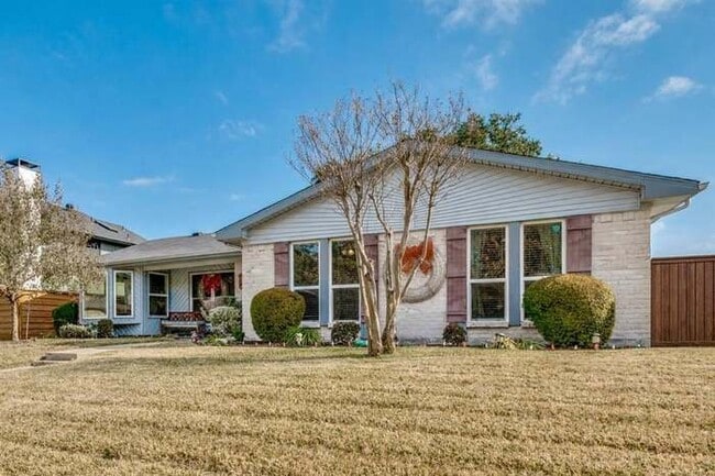 property at 150 Edgewood Dr