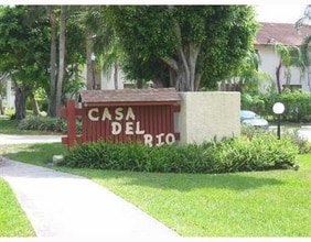 480 NW 20th St in Boca Raton, FL - Building Photo - Building Photo