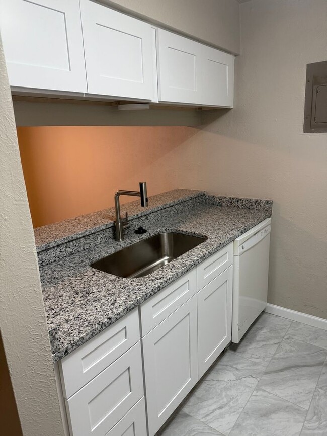 5630 Boca Raton Blvd in Fort Worth, TX - Building Photo - Building Photo