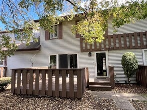 7749 W Harbor Ct in Frankfort, IL - Building Photo - Building Photo