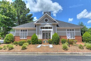 3652 Melrose Cottage Dr in Matthews, NC - Building Photo