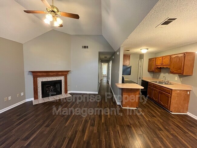1744 Camille Way in Memphis, TN - Building Photo - Building Photo