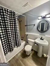35 Darwin Dr in Jonesboro, GA - Building Photo - Building Photo