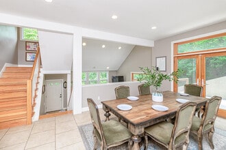 2 E Clarkson Rd in Columbia, MO - Building Photo - Building Photo