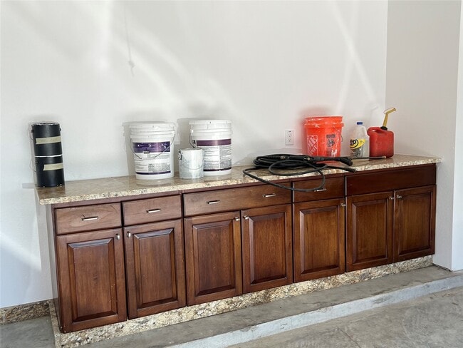 property at 99 Fordland Estate Dr