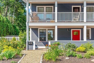 40 Atlantic Ave in Rockport, MA - Building Photo - Building Photo
