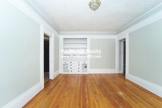 218 South St in Boston, MA - Foto de edificio - Building Photo