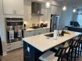 2820 Dart Dr in Alexandria, VA - Building Photo