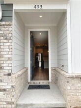 493 Crown Dr in Cartersville, GA - Building Photo - Building Photo