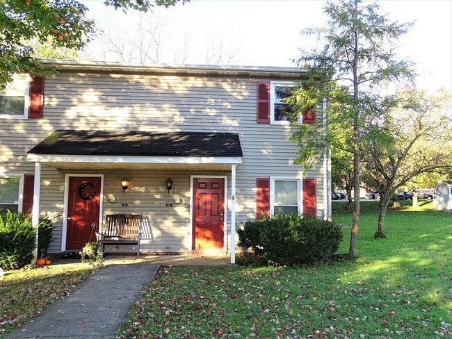 property at 682 S Cedar St