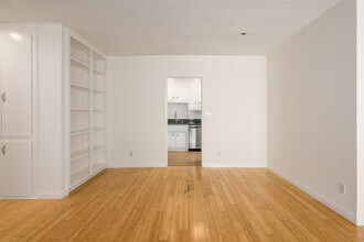 2803 Arizona Ave in Santa Monica, CA - Building Photo - Building Photo