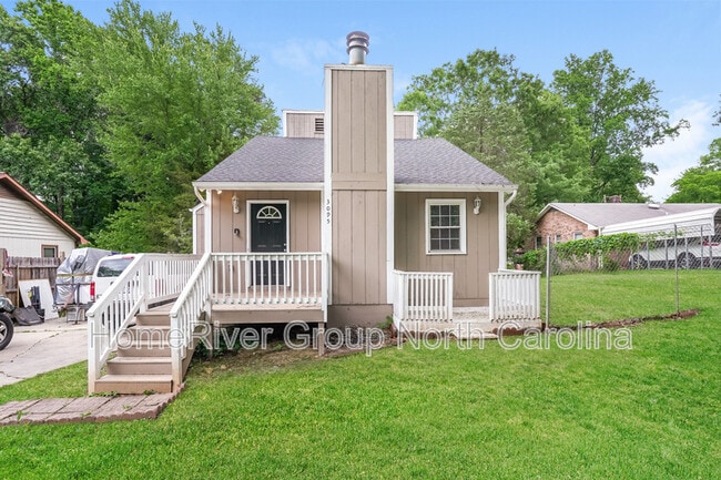 property at 3095 Buchanan St