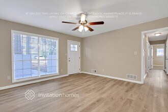 5801 Oakleaf Dr in Stone Mountain, GA - Building Photo - Building Photo