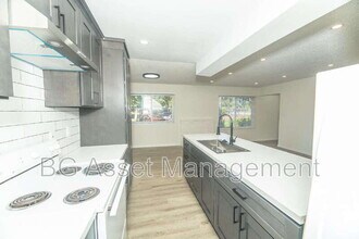 4110 34th Ave in Sacramento, CA - Building Photo - Building Photo