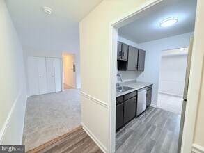 7598 Gales Ct in Manassas, VA - Foto de edificio - Building Photo