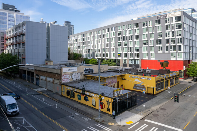 Wilshire Capital Mixed-Use Project in Seattle, WA - Building Photo - Building Photo