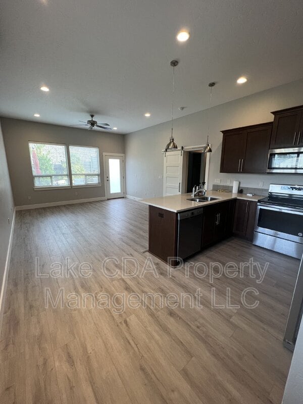 3343 N Rosalia Rd in Coeur d'Alene, ID - Building Photo - Building Photo