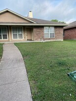 5420 Creekridge Dr in Arlington, TX - Building Photo