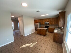 12404 Pinestraw Rd in Rhome, TX - Building Photo - Building Photo