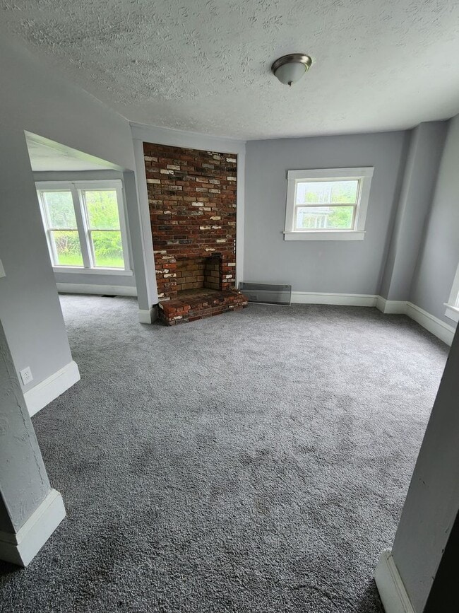 10707 Kimberly Ave in Cleveland, OH - Building Photo - Building Photo
