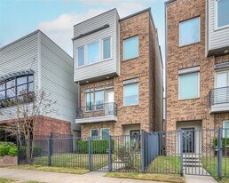 1907 Houston Ave in Houston, TX - Building Photo