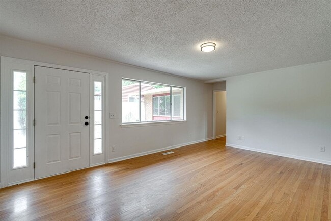 4363 Montview Dr in Chattanooga, TN - Building Photo - Building Photo