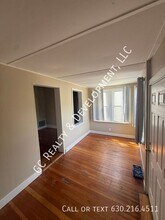 1702 N Campbell Ave in Chicago, IL - Building Photo - Building Photo