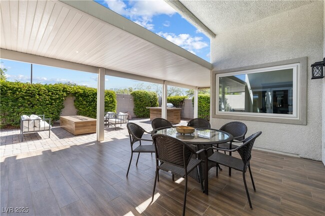 property at 10520 Narra Pl