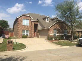 8304 Hitching Tr in McKinney, TX - Building Photo