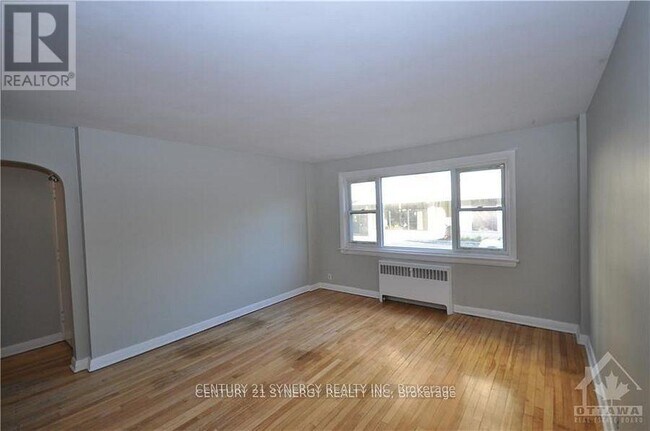 151 Holmwood Ave in Ottawa, ON - Building Photo - Building Photo