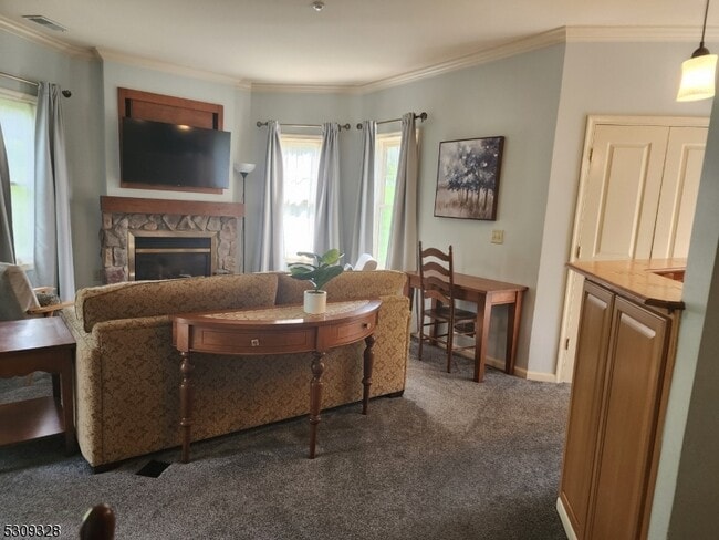 2-13 Maple Cres in Vernon, NJ - Building Photo - Building Photo