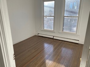 1515 W Wilson Ave, Unit 1 in Chicago, IL - Building Photo - Building Photo