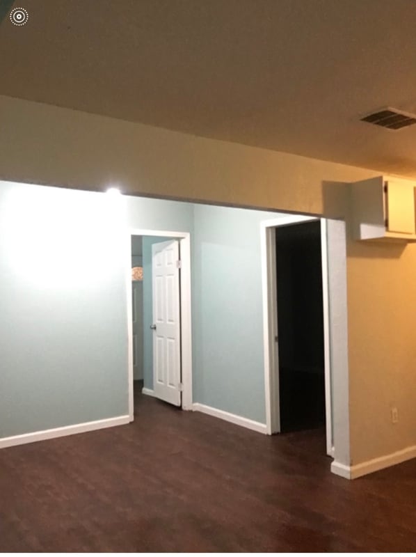 15726 L St in Mojave, CA - Foto de edificio - Building Photo