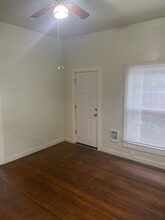 1353 Commercial St SE in Salem, OR - Building Photo - Building Photo