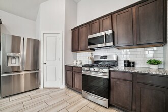 201 Potts St in Georgetown, TX - Building Photo - Building Photo