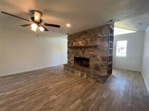 6415 Circo Dr in Granbury, TX - Building Photo - Building Photo