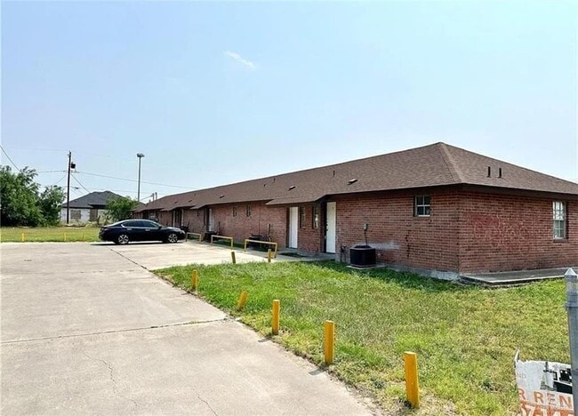 property at 2801 W 65th St