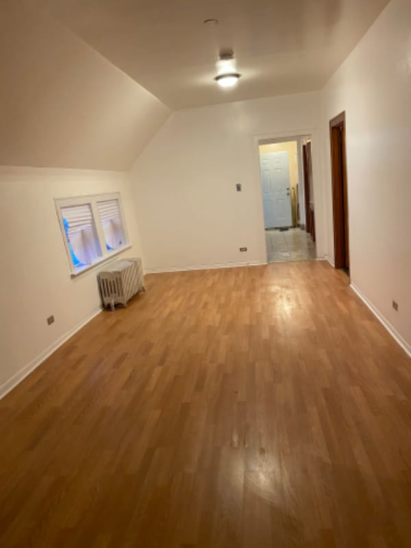 property at 141 E 23rd St