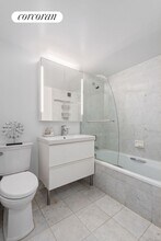 2 S End Ave in New York, NY - Building Photo - Building Photo