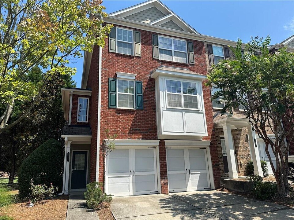 2189 Meadow Peak Rd in Duluth, GA - Building Photo