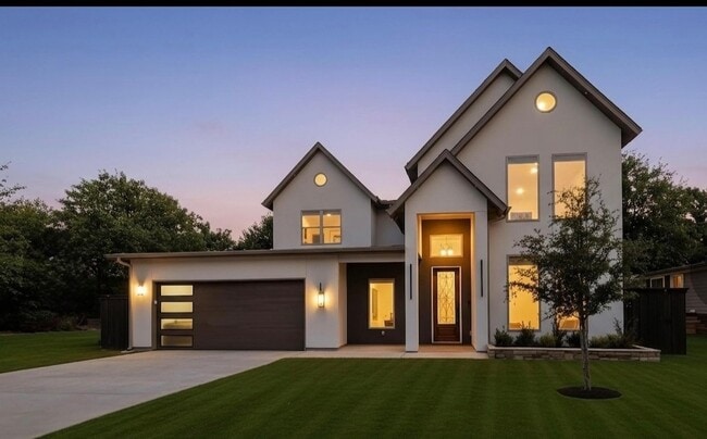 1840 Highland Dr E in Keller, TX - Building Photo - Building Photo