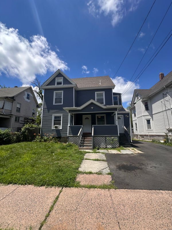 19 Oakland Terrace in Hartford, CT - Building Photo - Building Photo