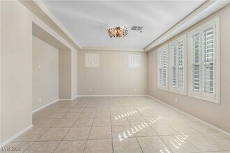11371 Merado Peak Dr in Las Vegas, NV - Building Photo - Building Photo