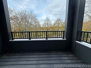 199 Gardner St in Boston, MA - Foto de edificio - Building Photo